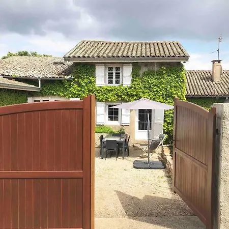Cabana & Maison A Solutre-Pouilly - Coeur De Village Bussieres  Exterior photo